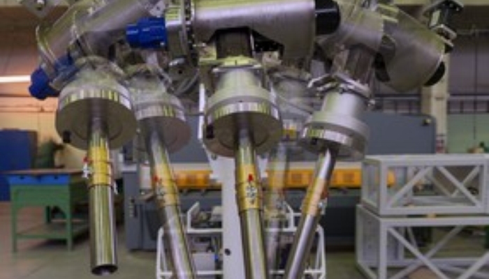 Akcelerator IntraLine bez obudowy (Foto: Grzegorz Krzyżewski / NCBJ)