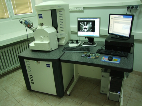 •	Mikroskop skaningowy z analizatorem EDS + stanowisko do preparatyki próbe