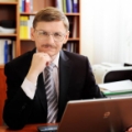 Professor Grzegorz Wrochna 